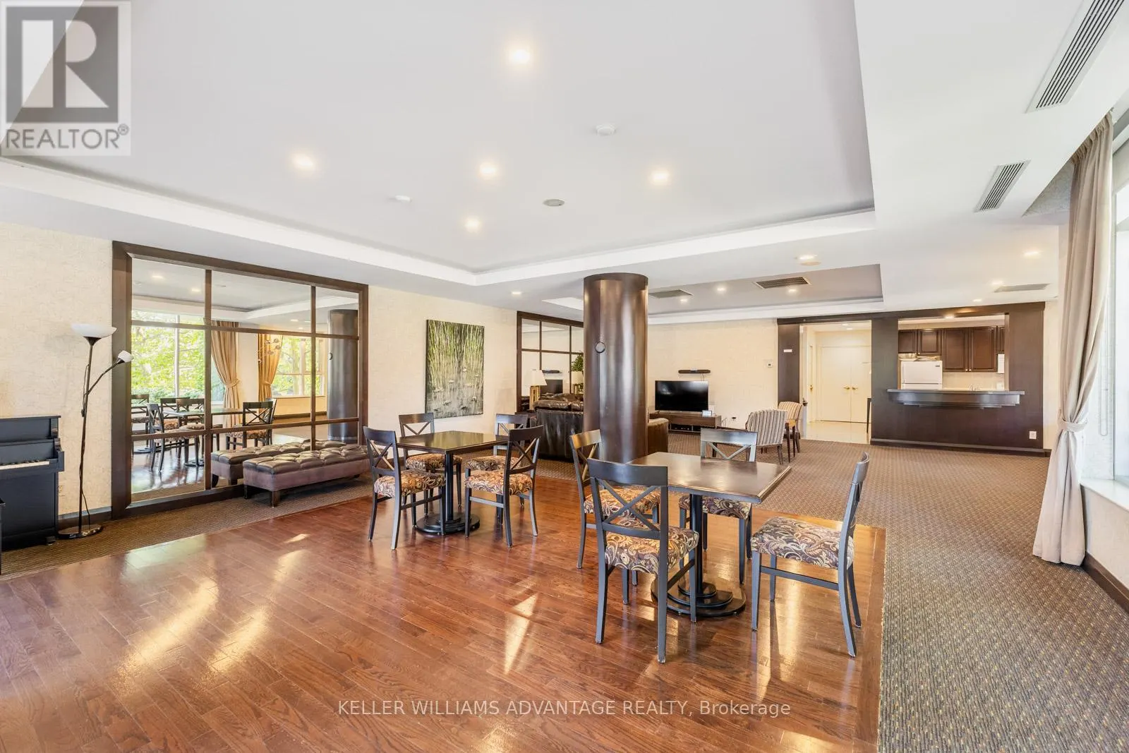 904 - 2662 BLOOR STREET W