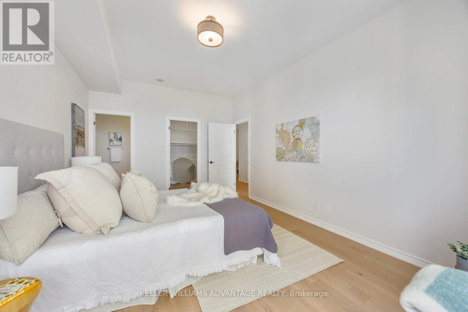 904 - 2662 BLOOR STREET W