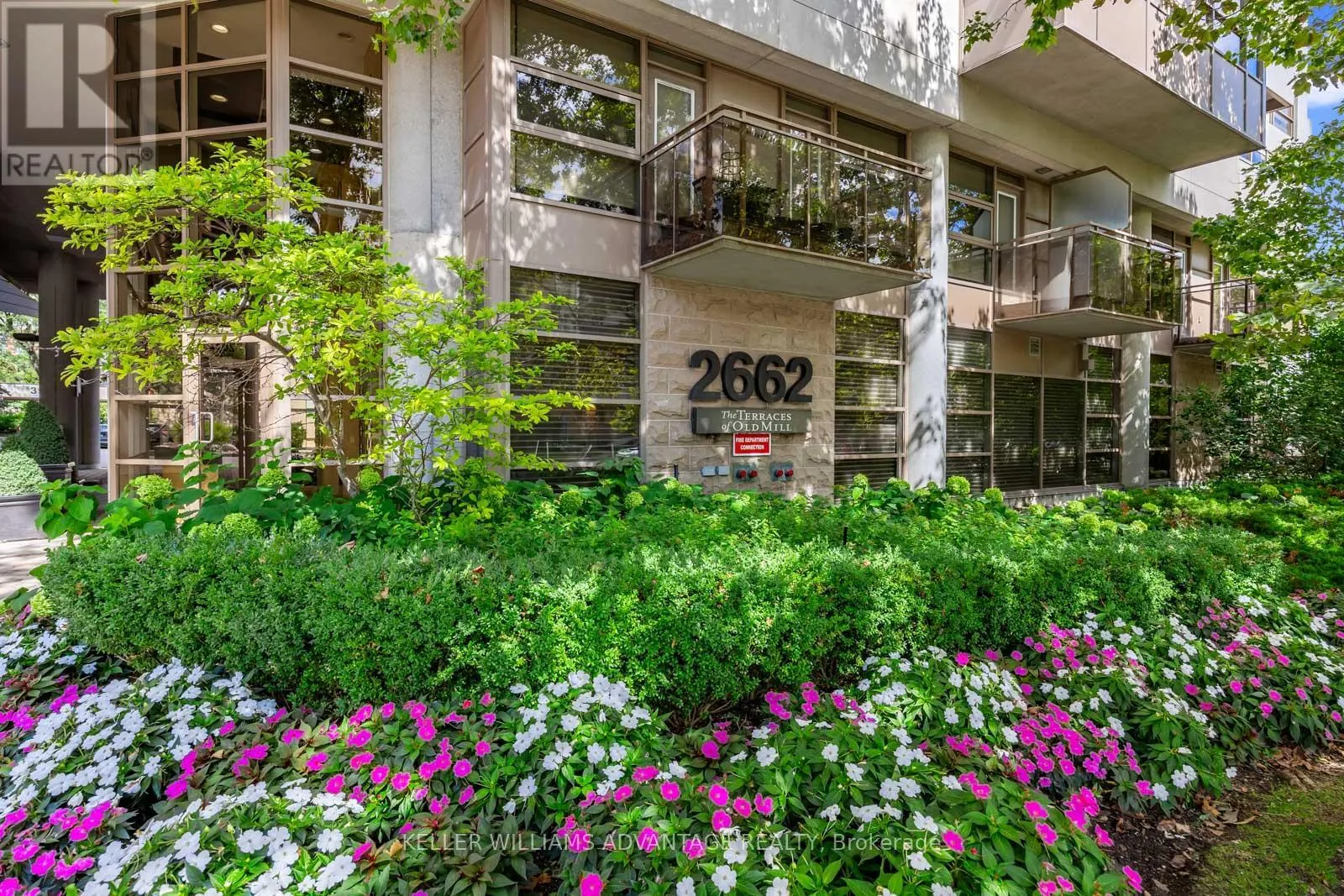 904 - 2662 BLOOR STREET W