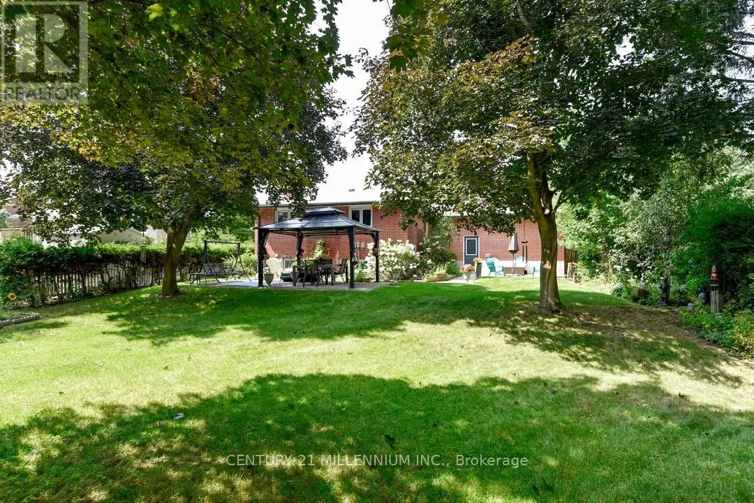 36 HICKMAN STREET