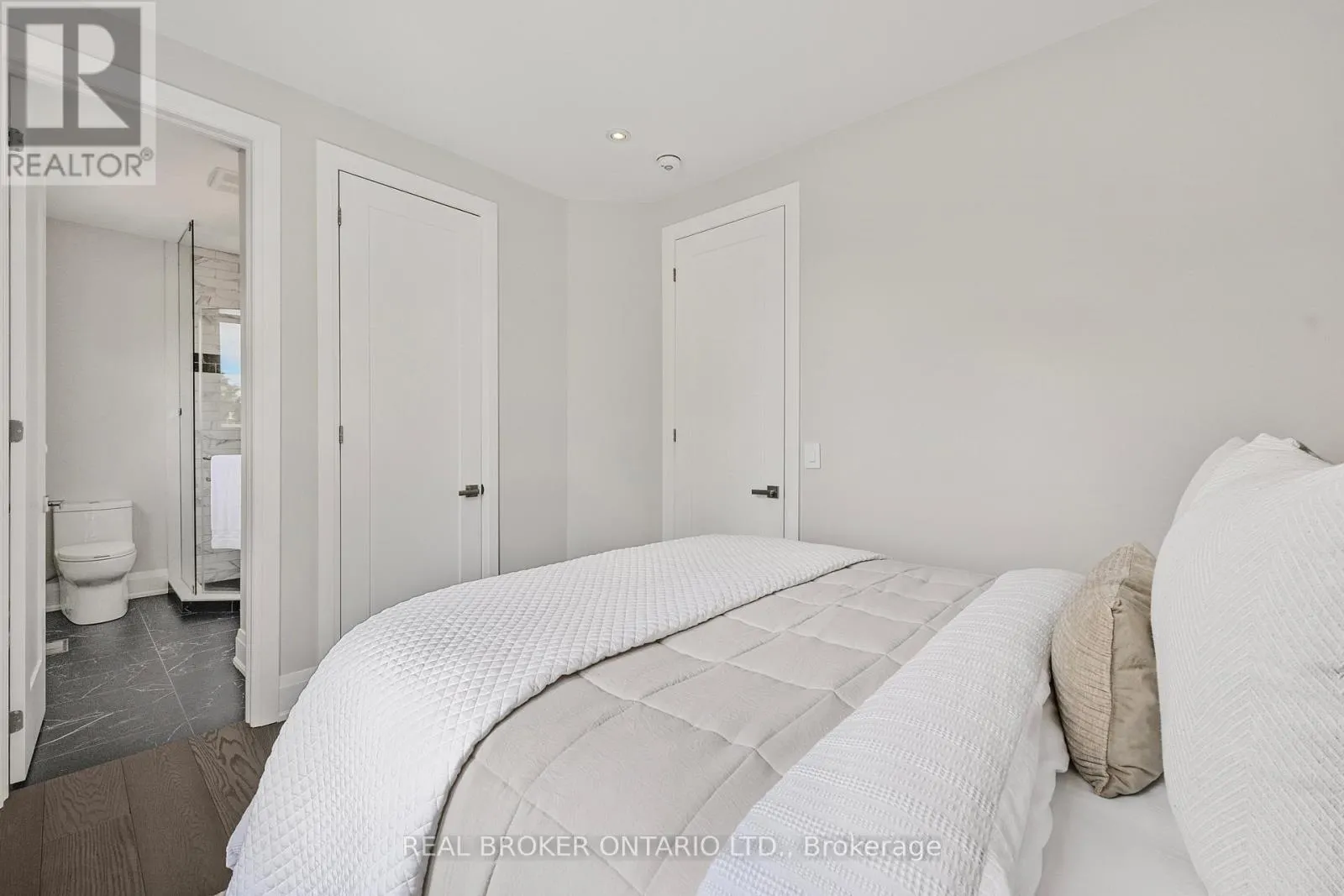 9A MAPLE AVENUE AVENUE N