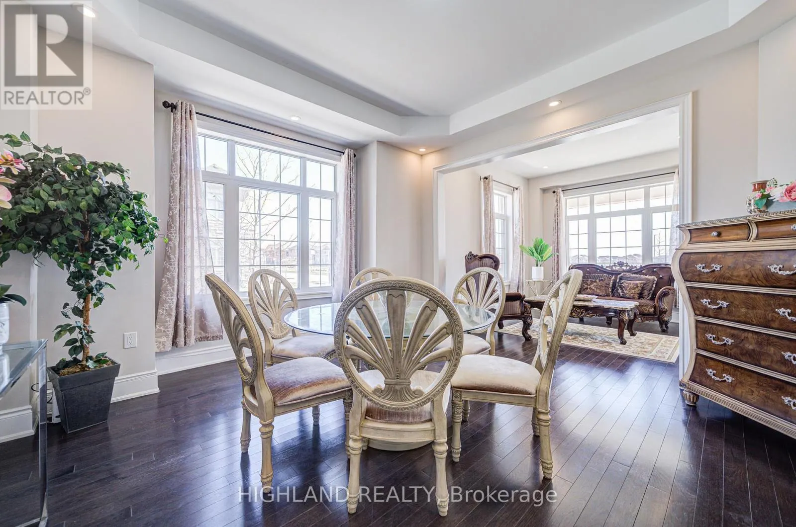 425 THRESHING MILL BOULEVARD