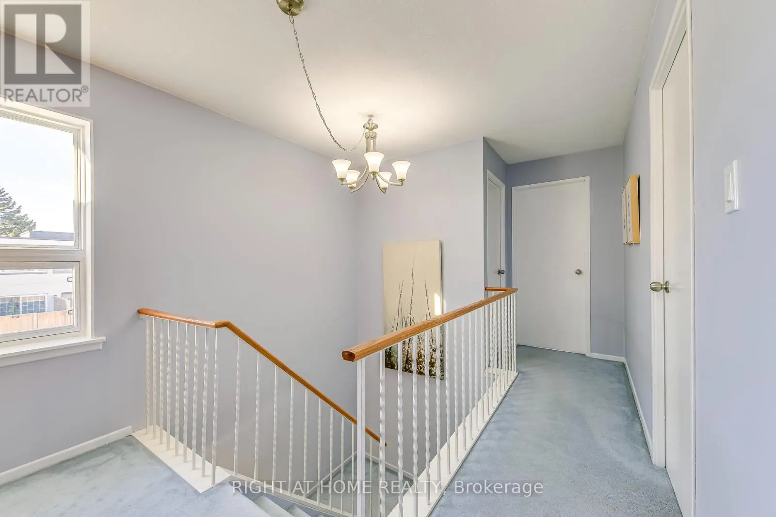 202 - 1055 DUNDAS STREET E