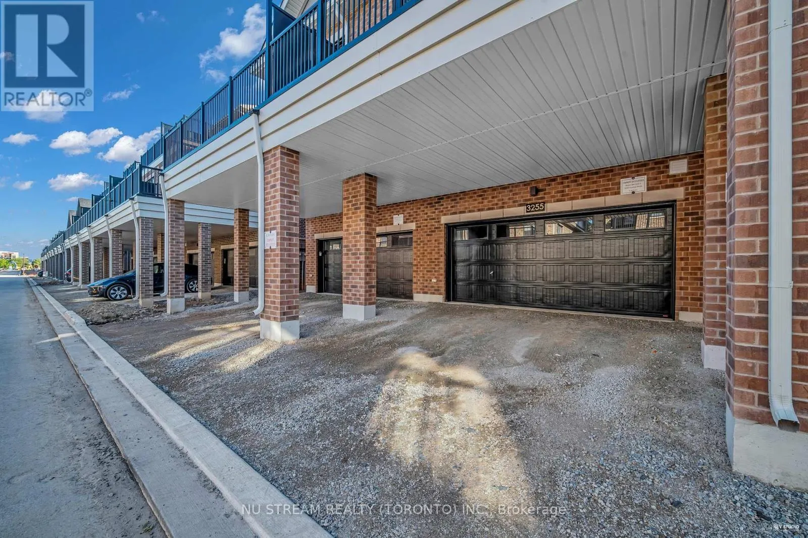 3255 CRYSTAL DRIVE