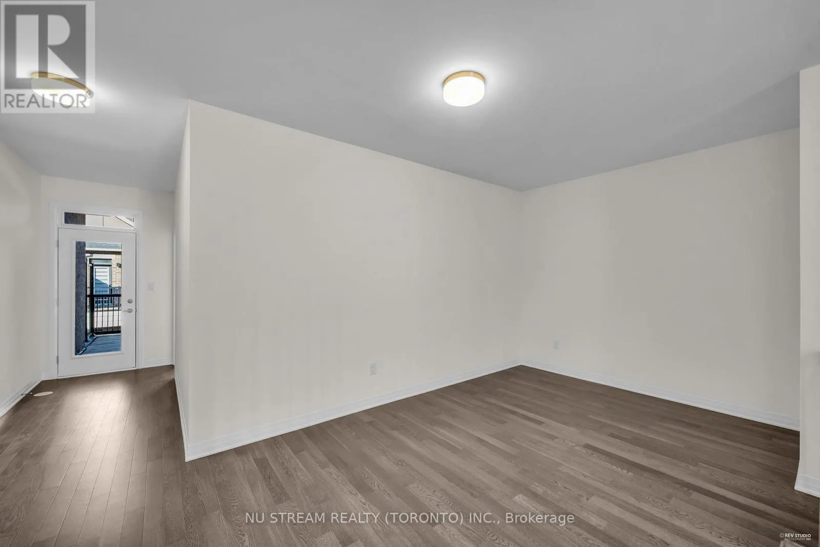 3255 CRYSTAL DRIVE