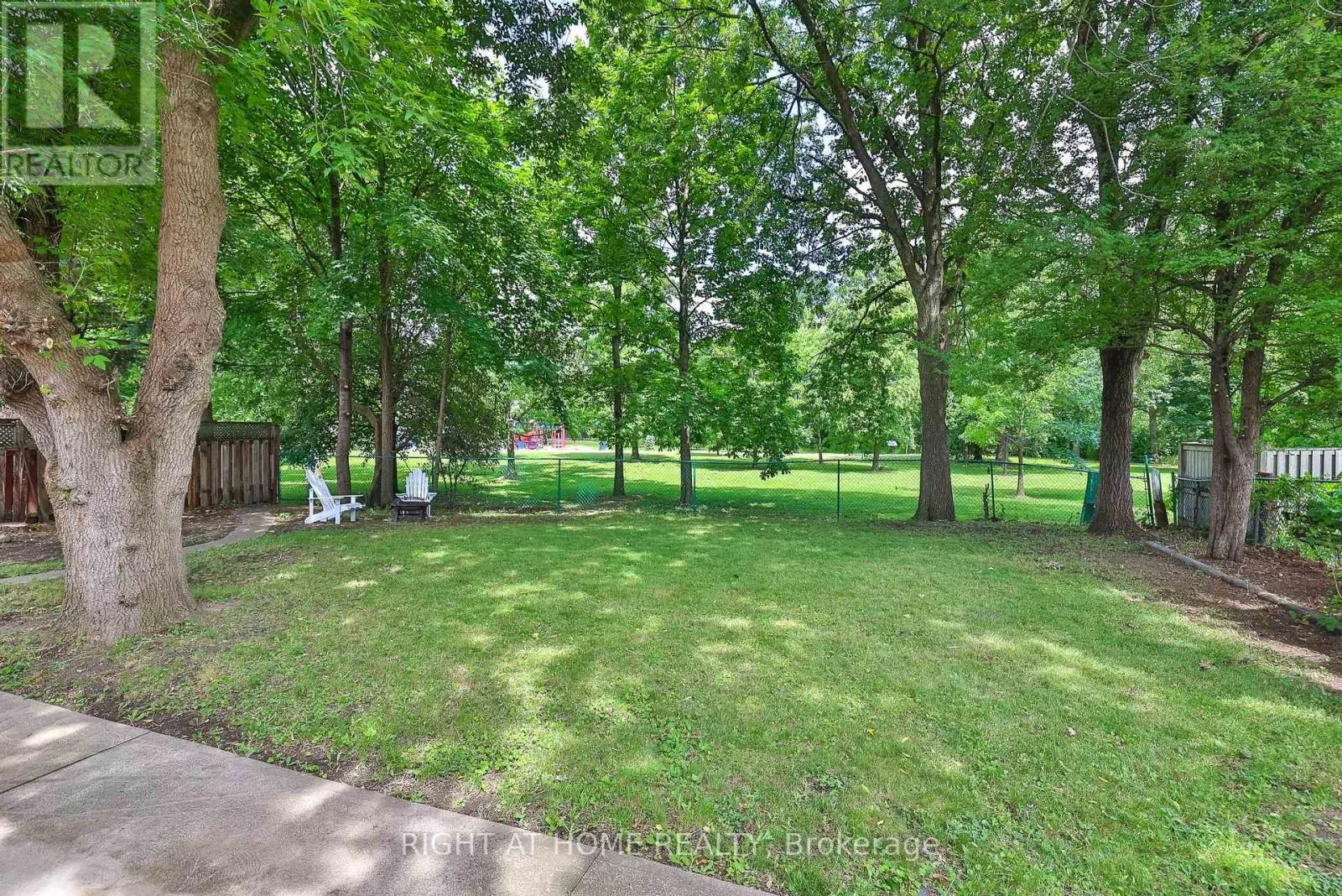 25 DEVONSHIRE DRIVE