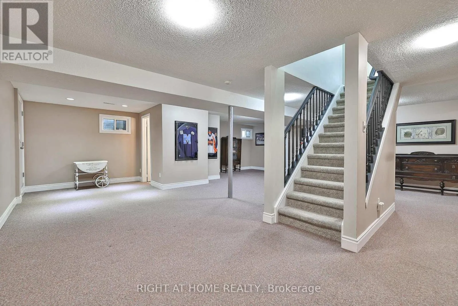 25 DEVONSHIRE DRIVE