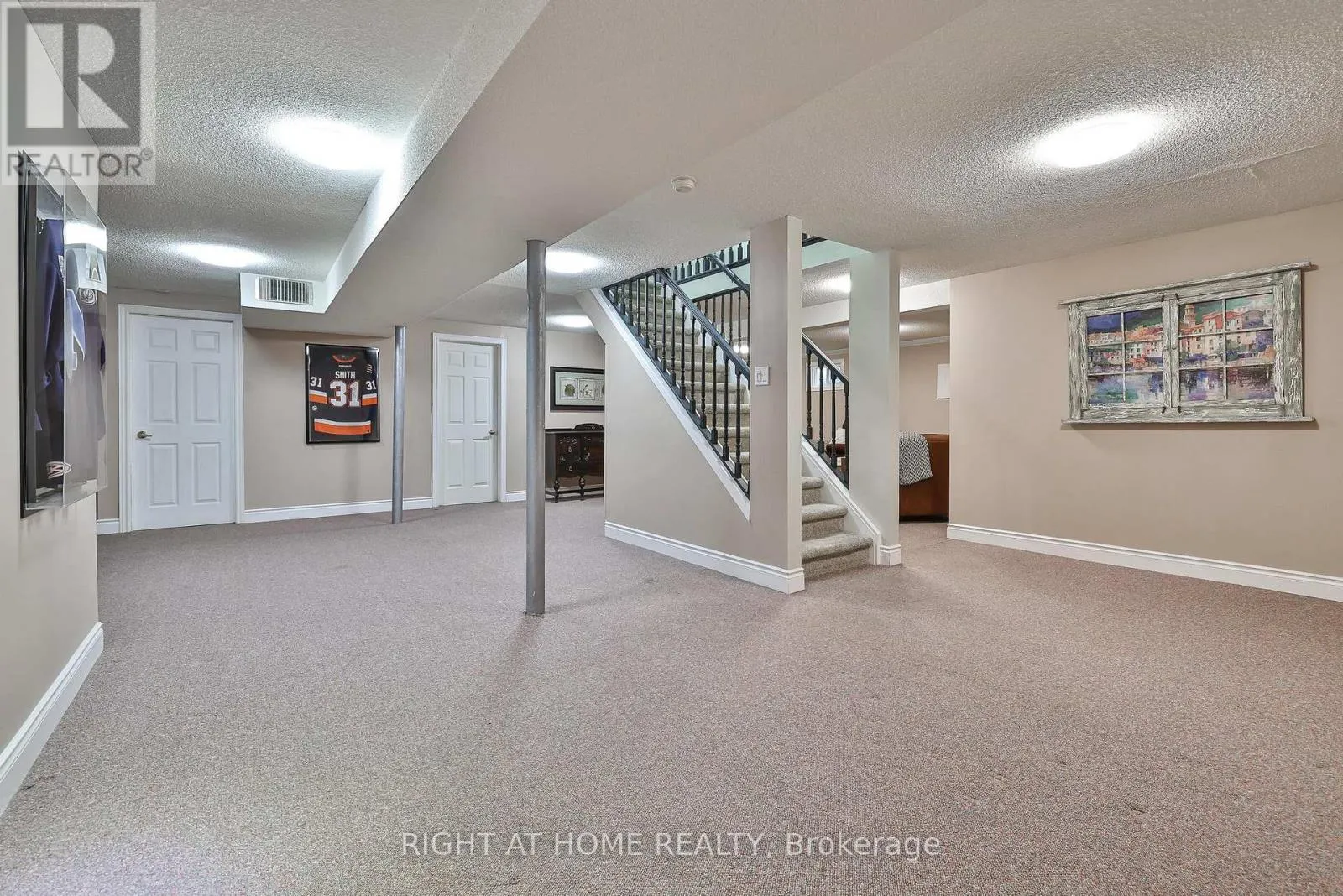 25 DEVONSHIRE DRIVE