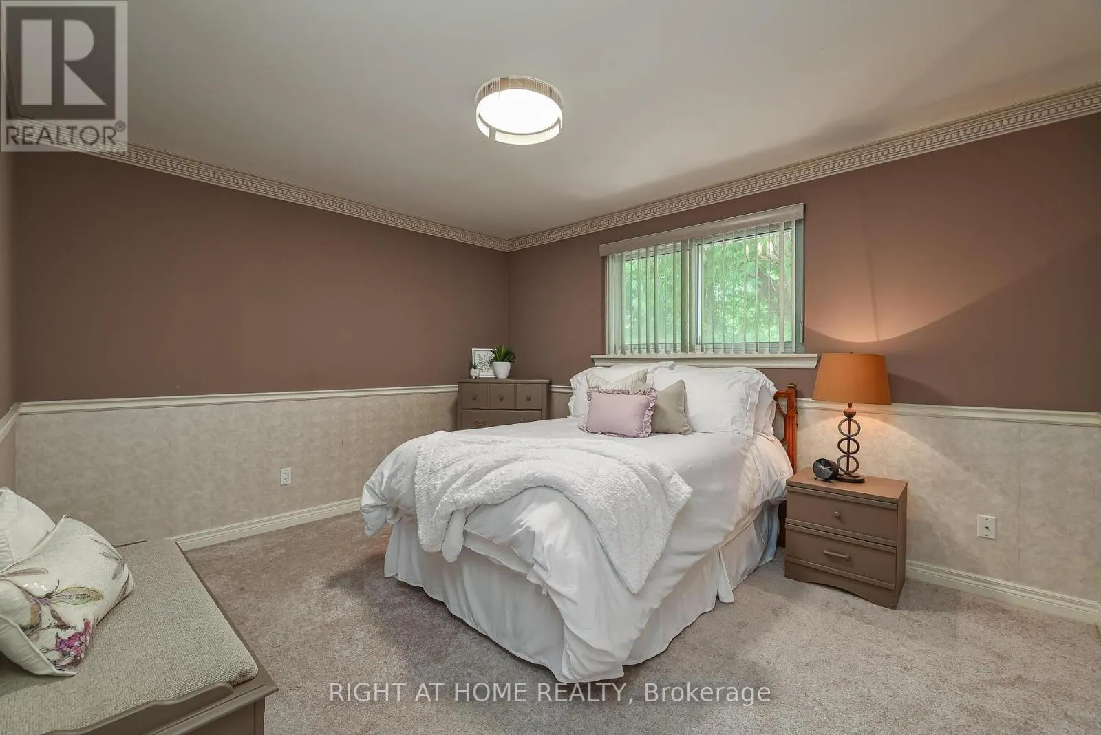 25 DEVONSHIRE DRIVE