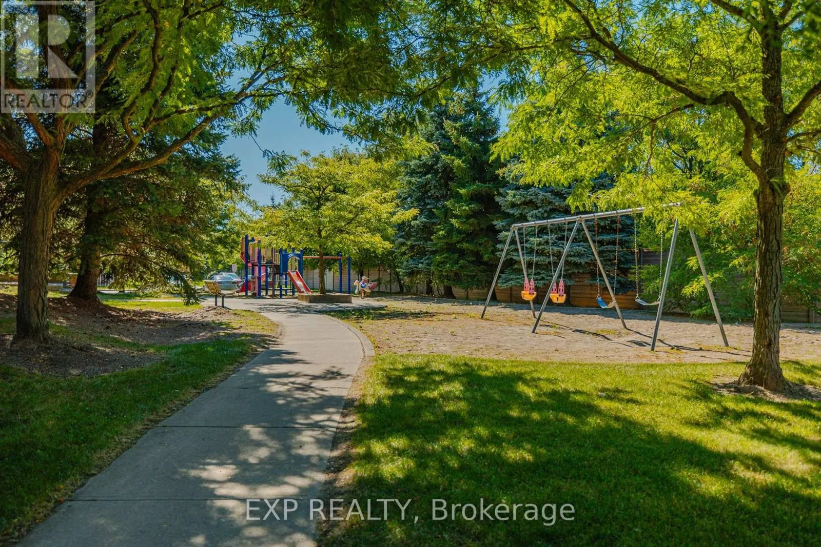 24 - 1591 SOUTH PARADE COURT