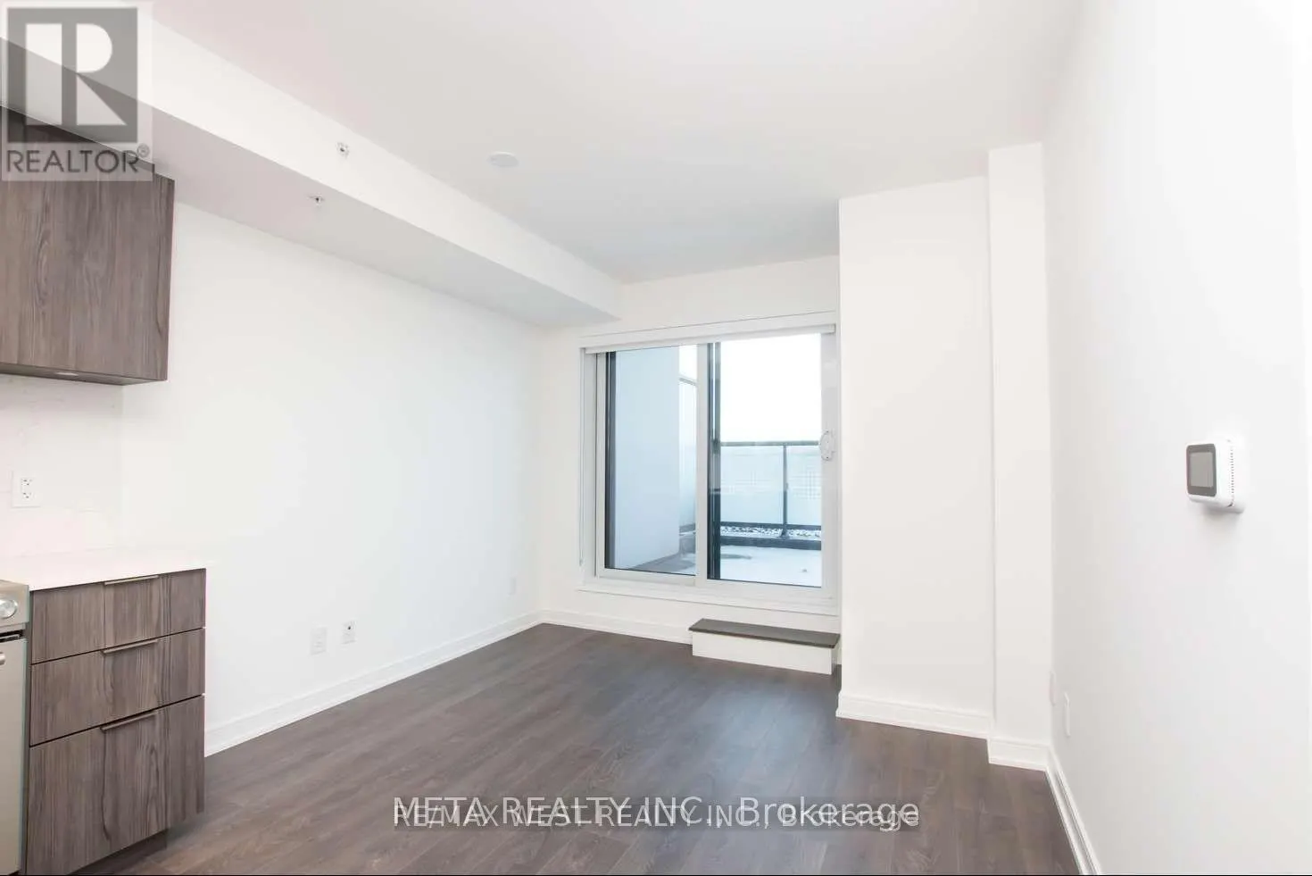 503 - 30 SAMUEL WOOD WAY