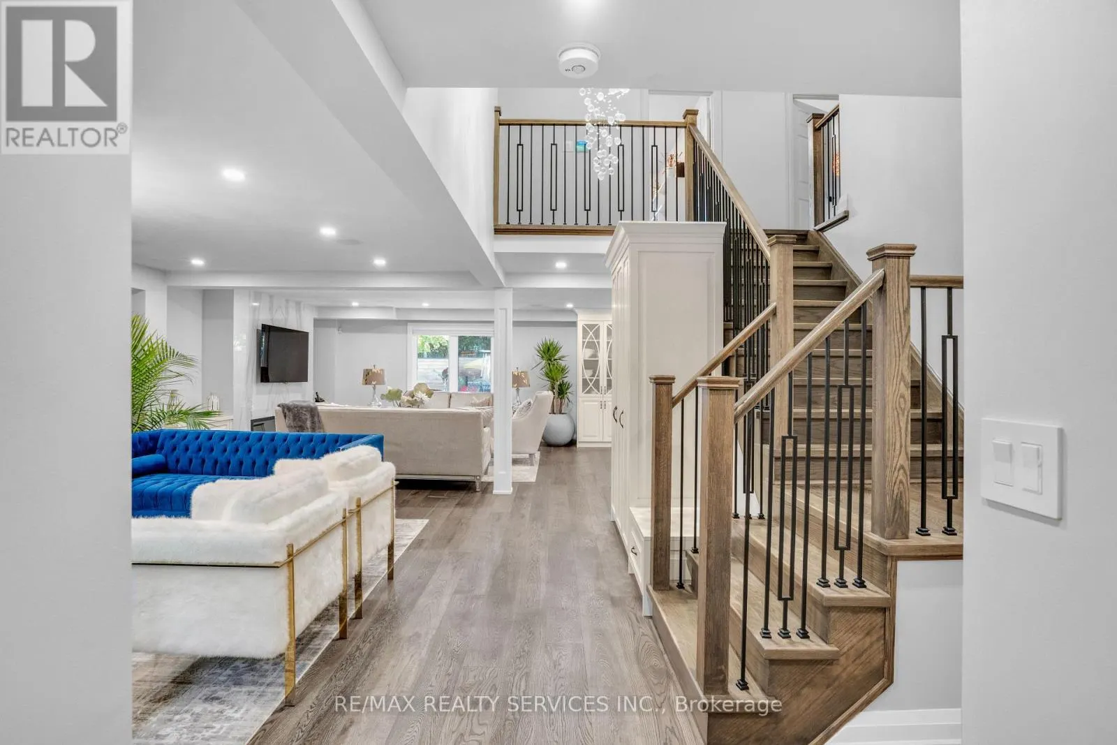 24 MARLOW PLACE