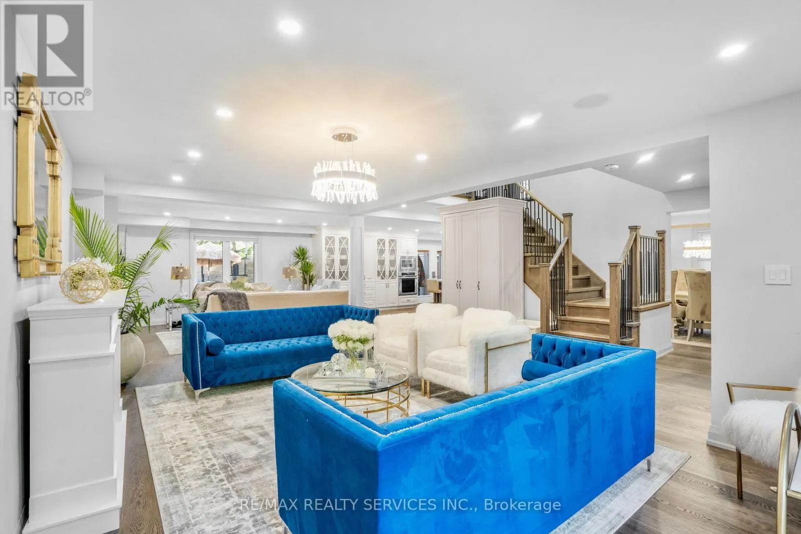 24 MARLOW PLACE