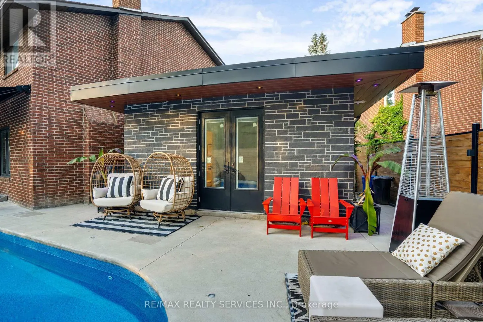 24 MARLOW PLACE