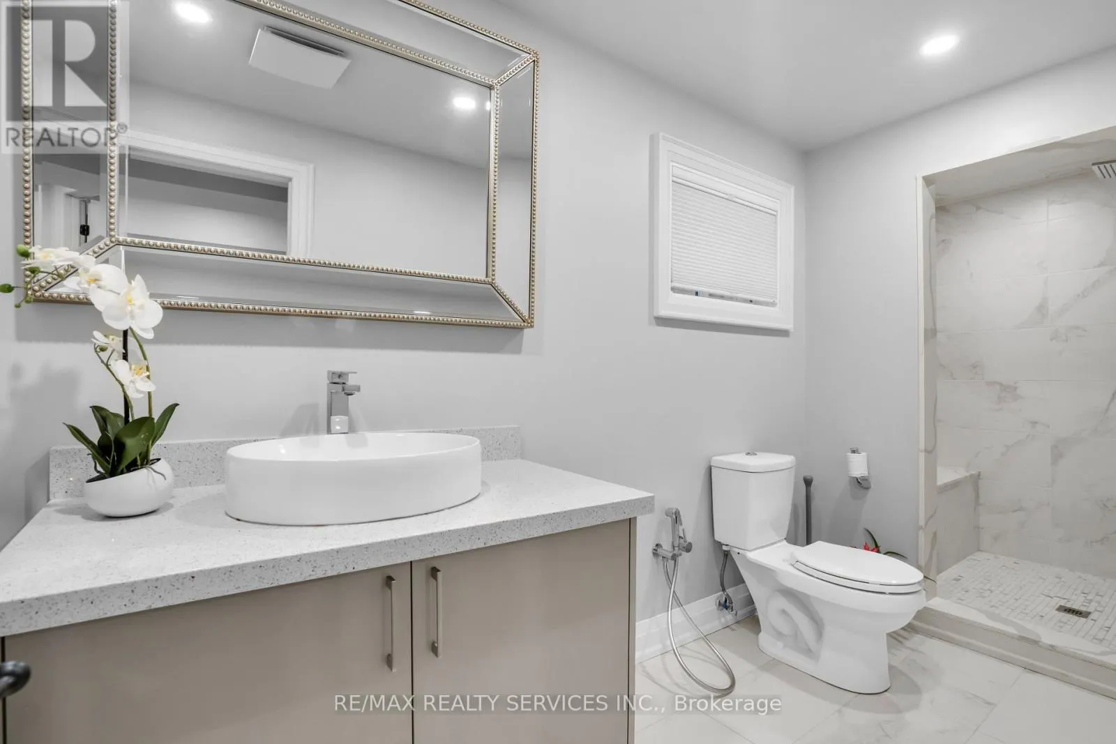 24 MARLOW PLACE
