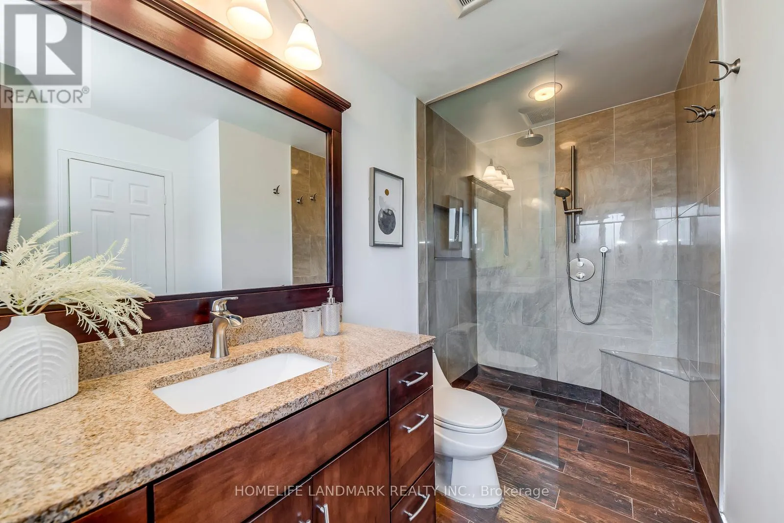 1076 MONTROSE ABBEY DRIVE