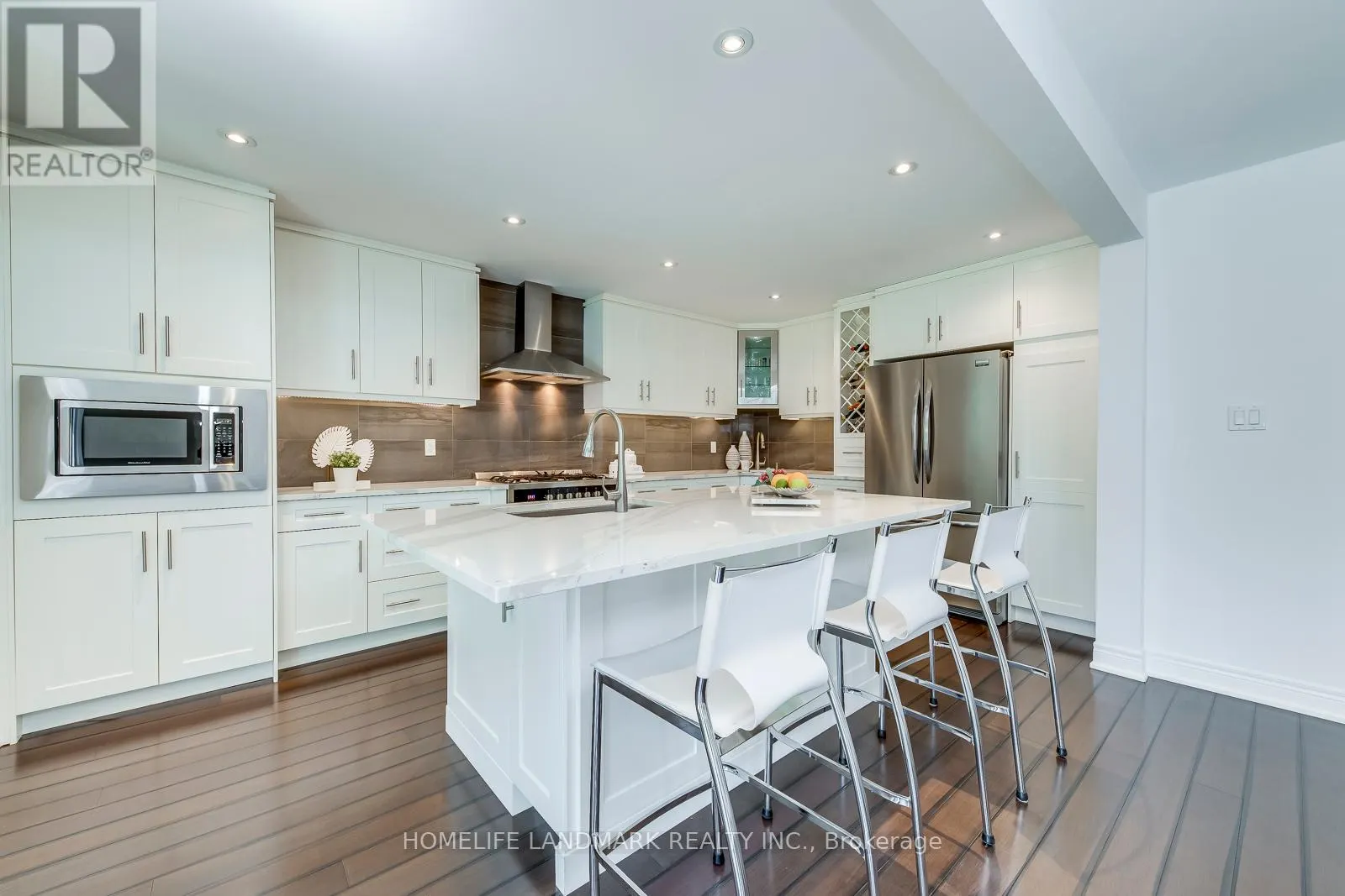 1076 MONTROSE ABBEY DRIVE