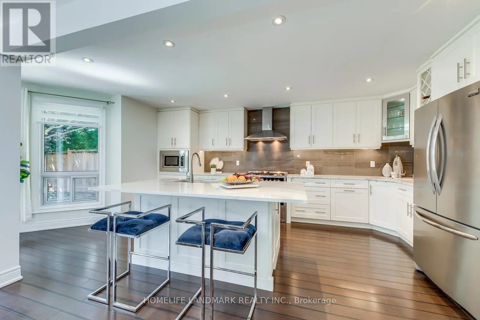 1076 MONTROSE ABBEY DRIVE
