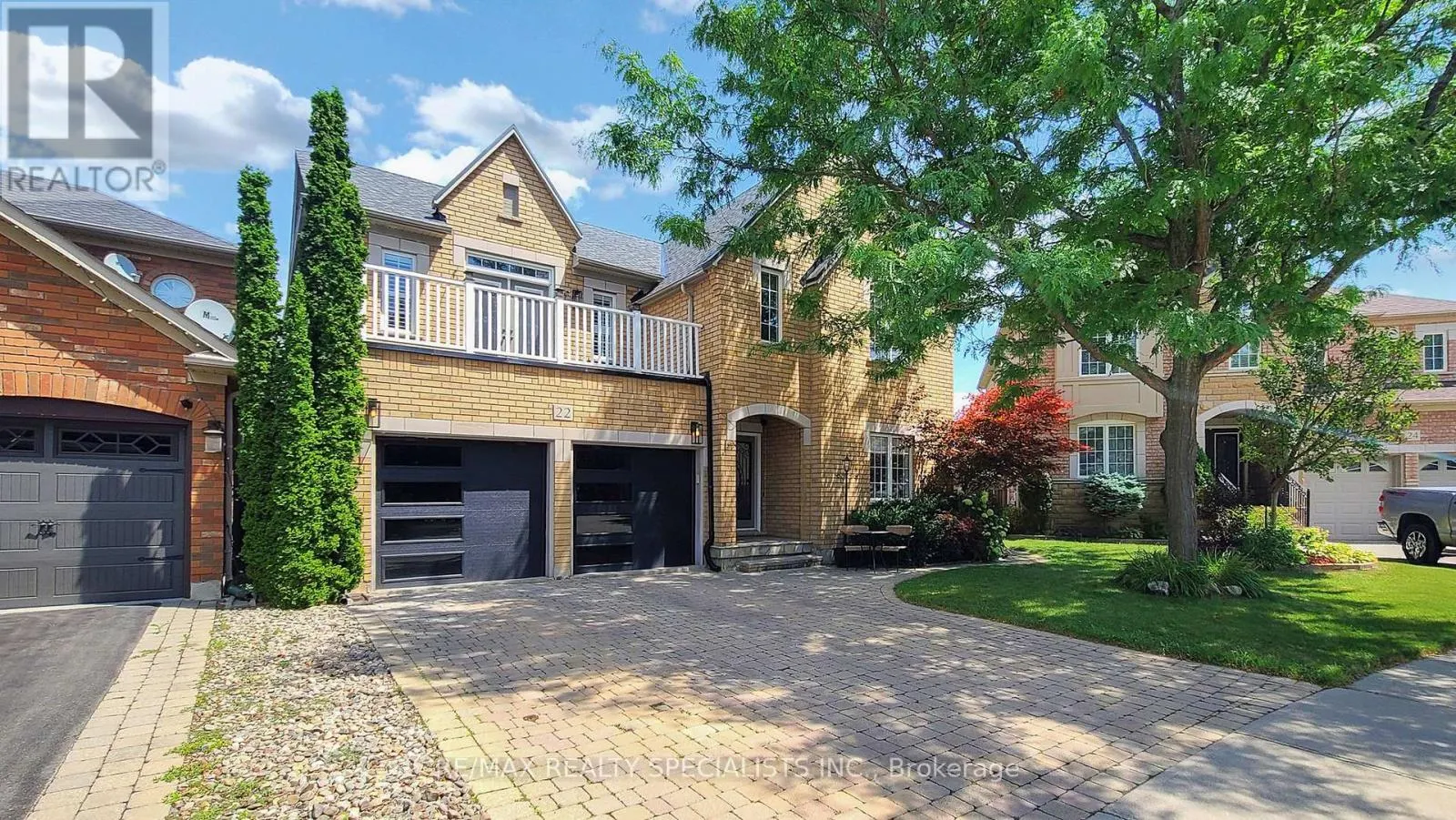 22 SAWSTON CIRCLE