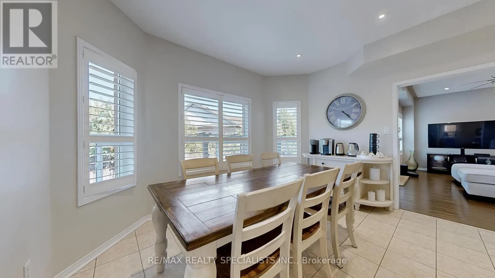 22 SAWSTON CIRCLE