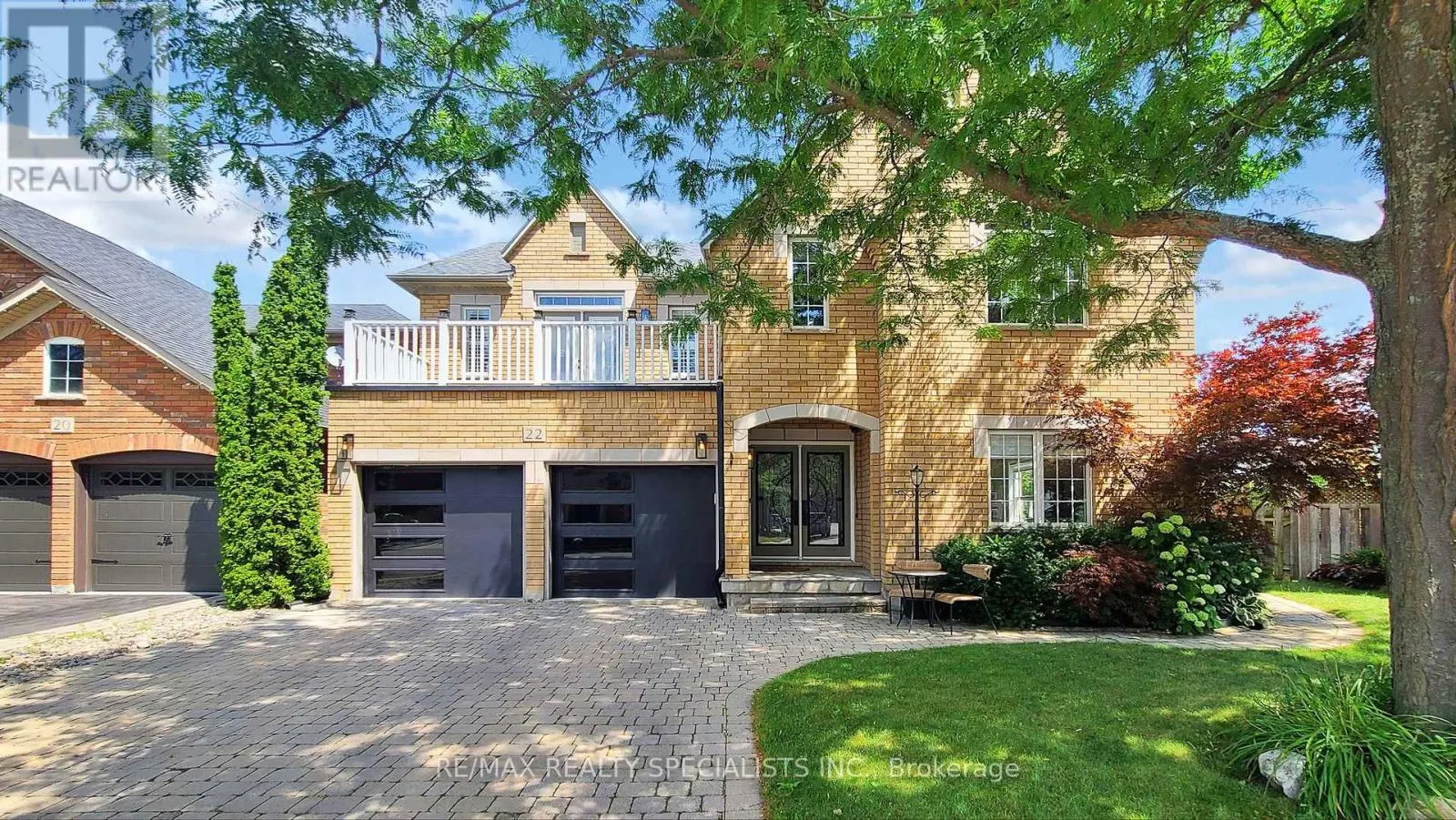 22 SAWSTON CIRCLE