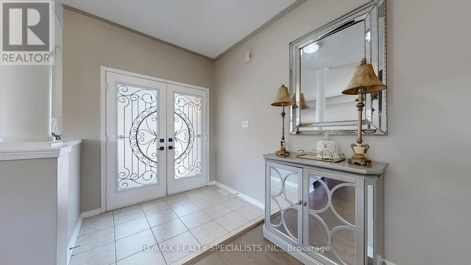 22 SAWSTON CIRCLE