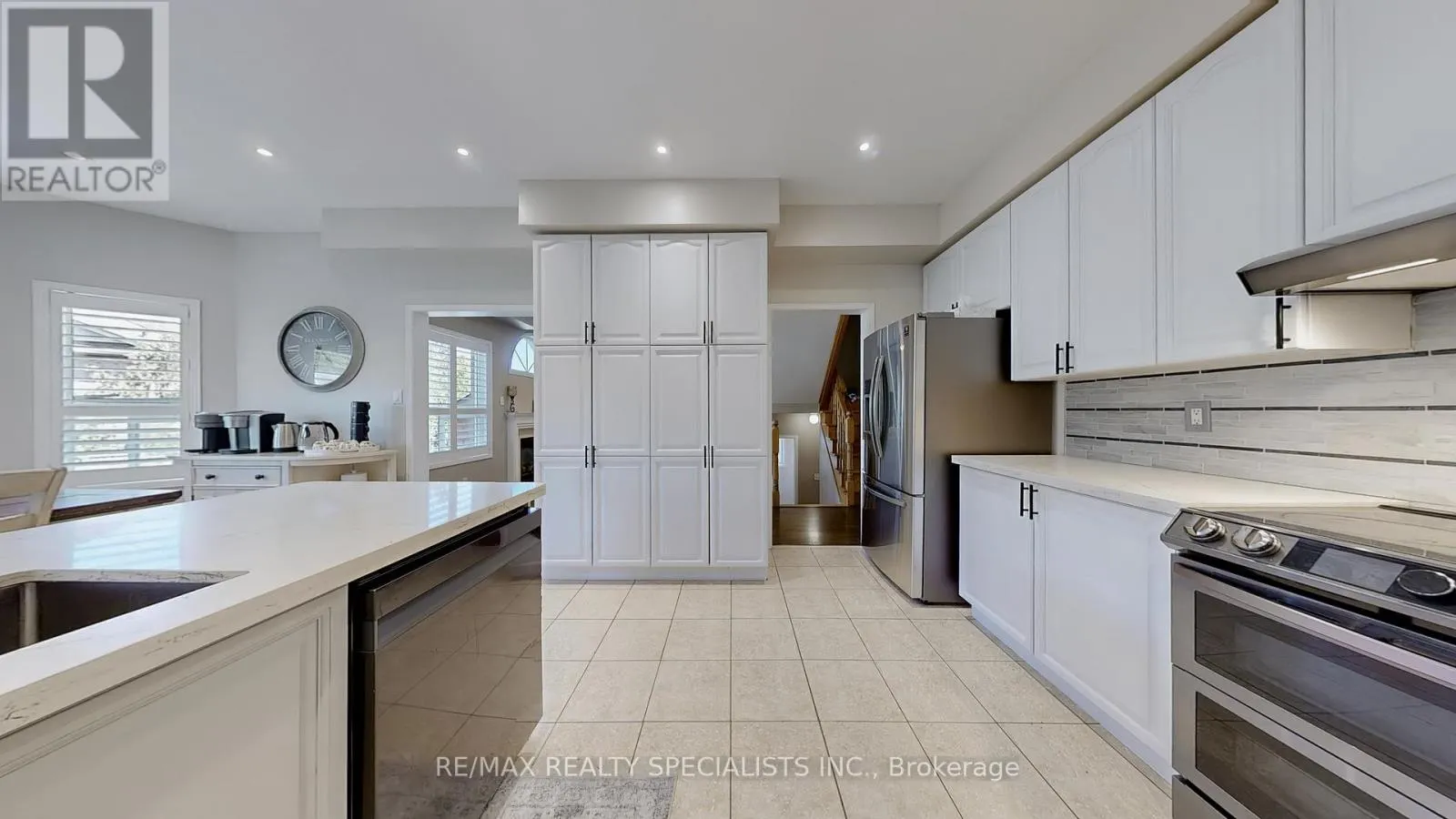 22 SAWSTON CIRCLE