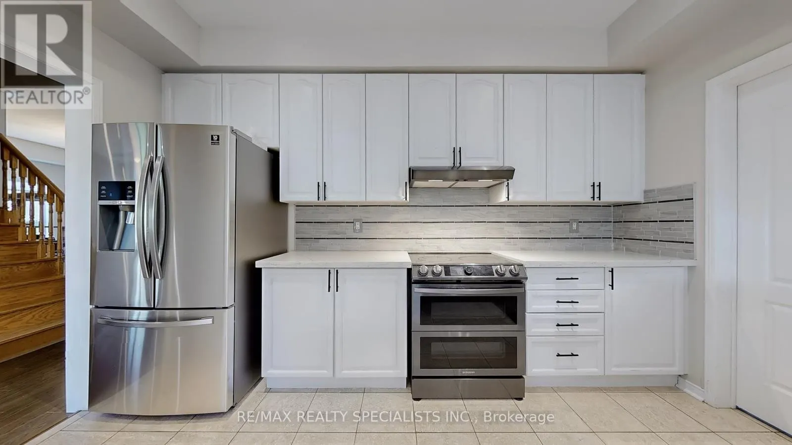 22 SAWSTON CIRCLE