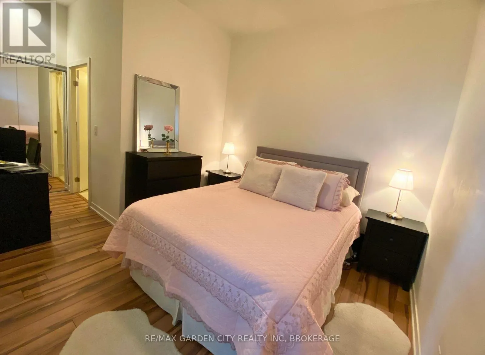 1402 - 5101 DUNDAS STREET W, #1402