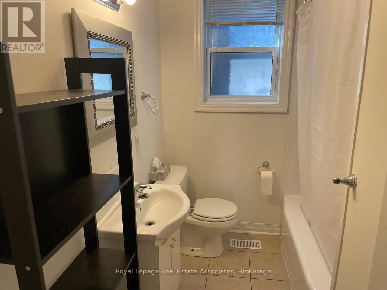 43 BROADVIEW AVENUE