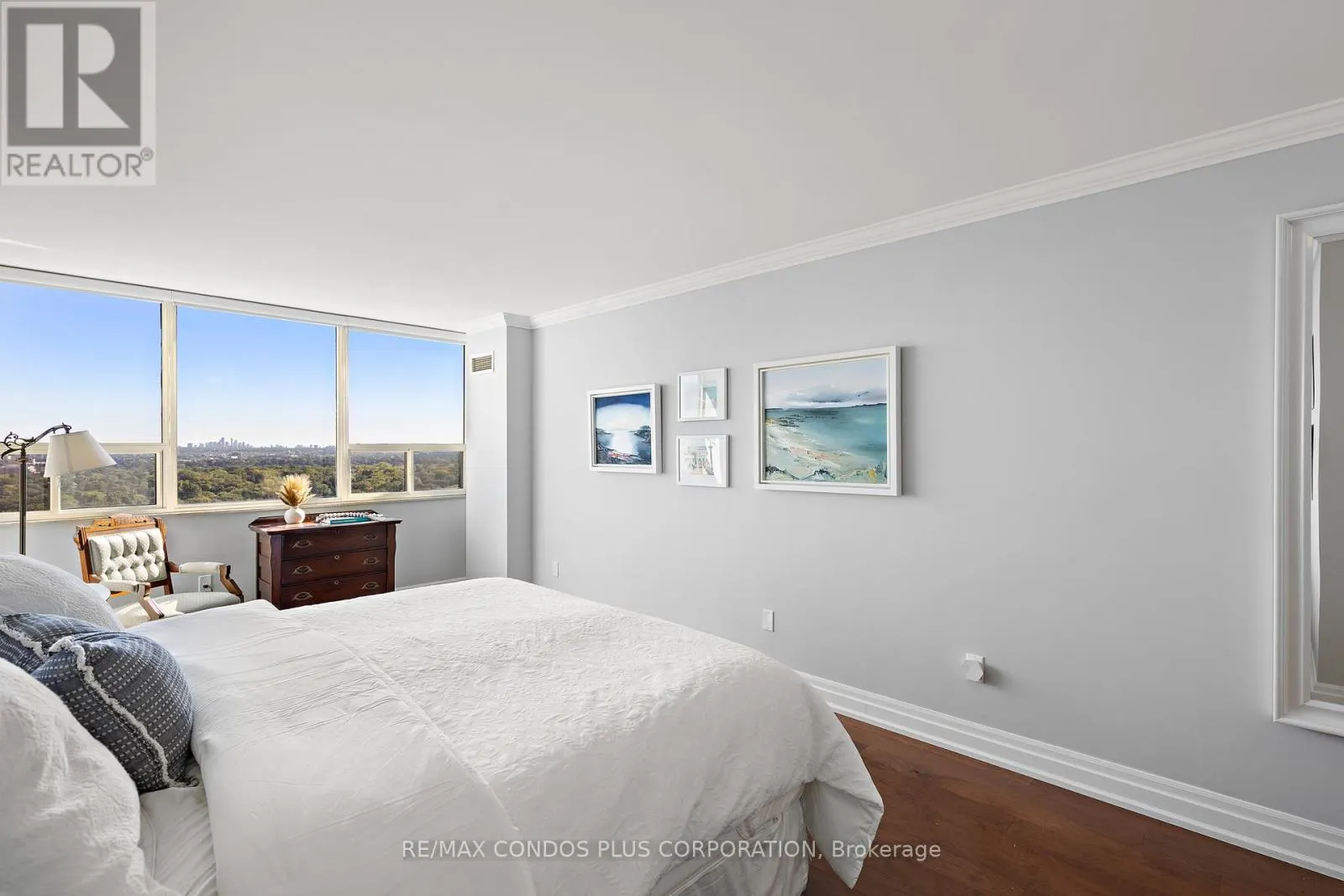 2507 - 1300 ISLINGTON AVENUE