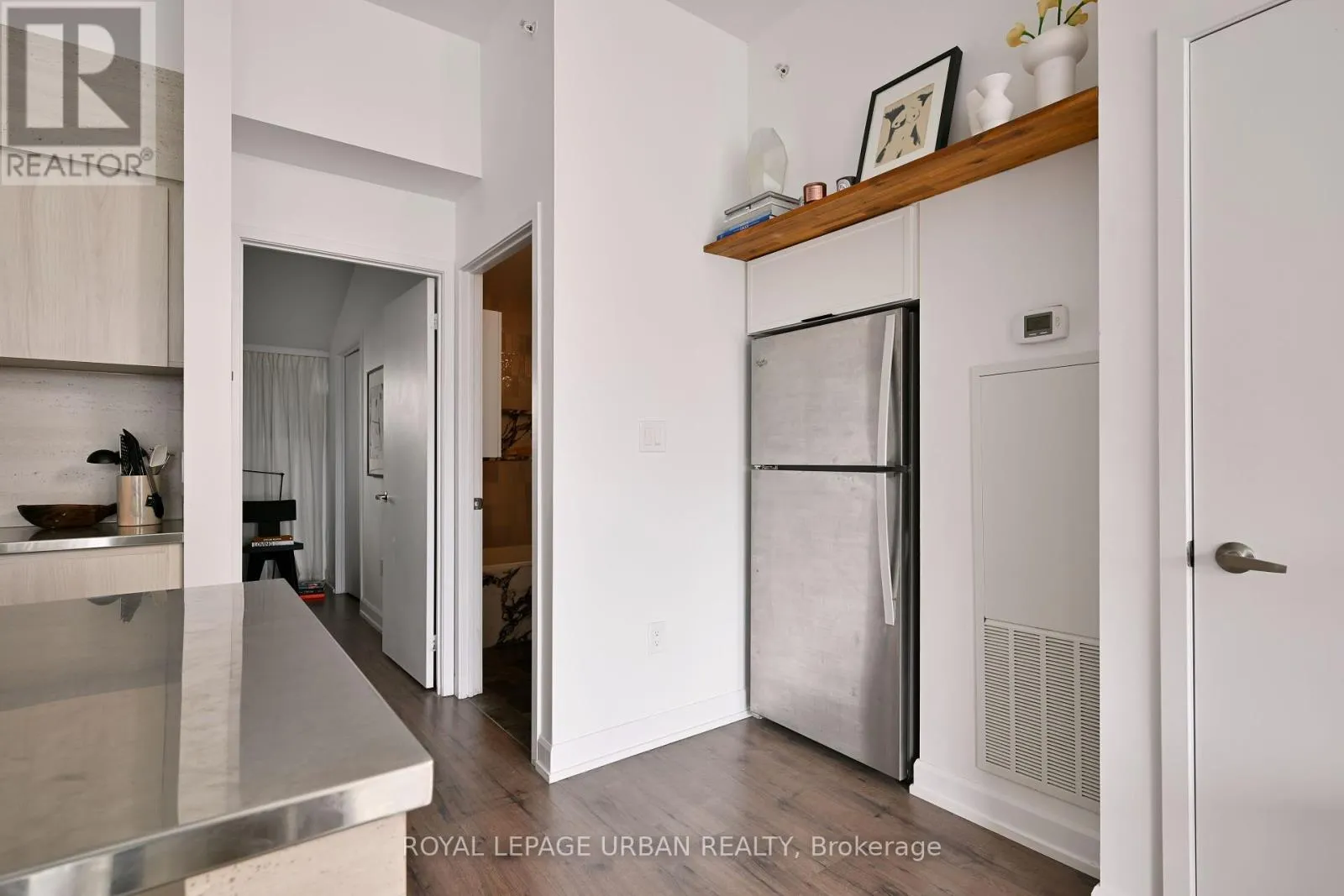 420 - 1410 DUPONT STREET