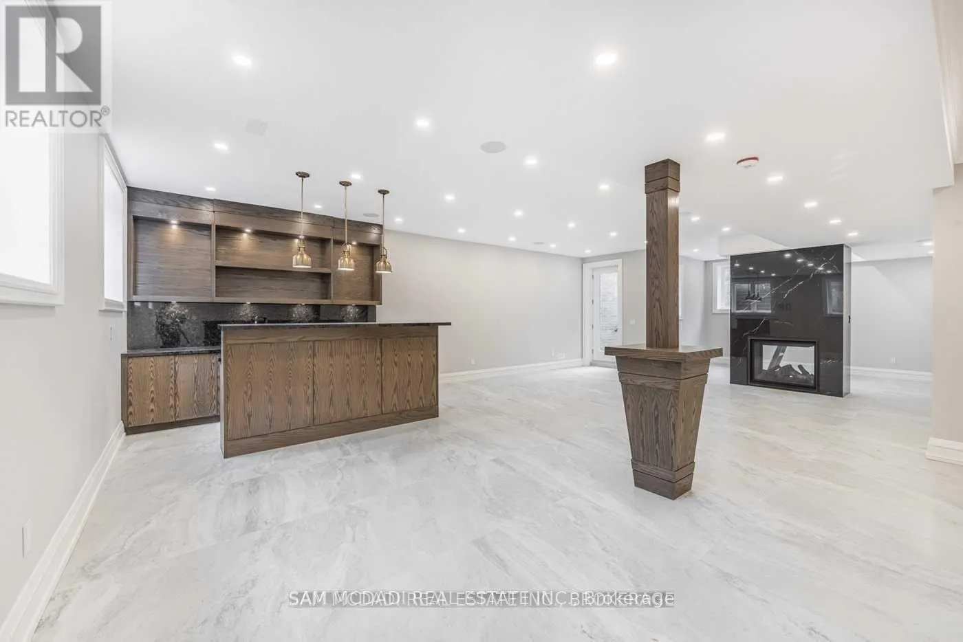 577 INDIAN ROAD