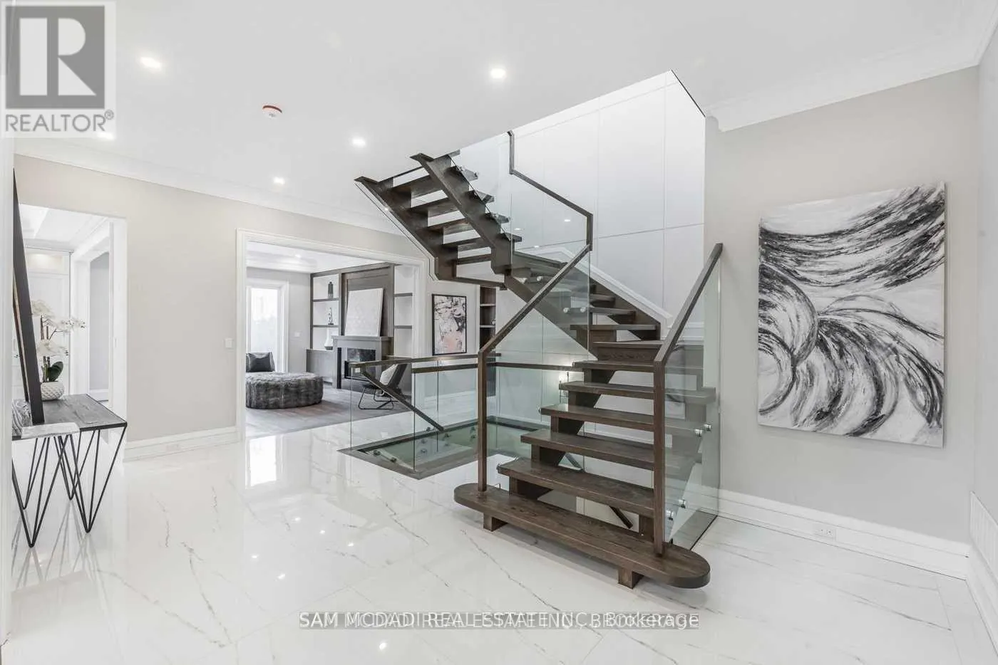 577 INDIAN ROAD