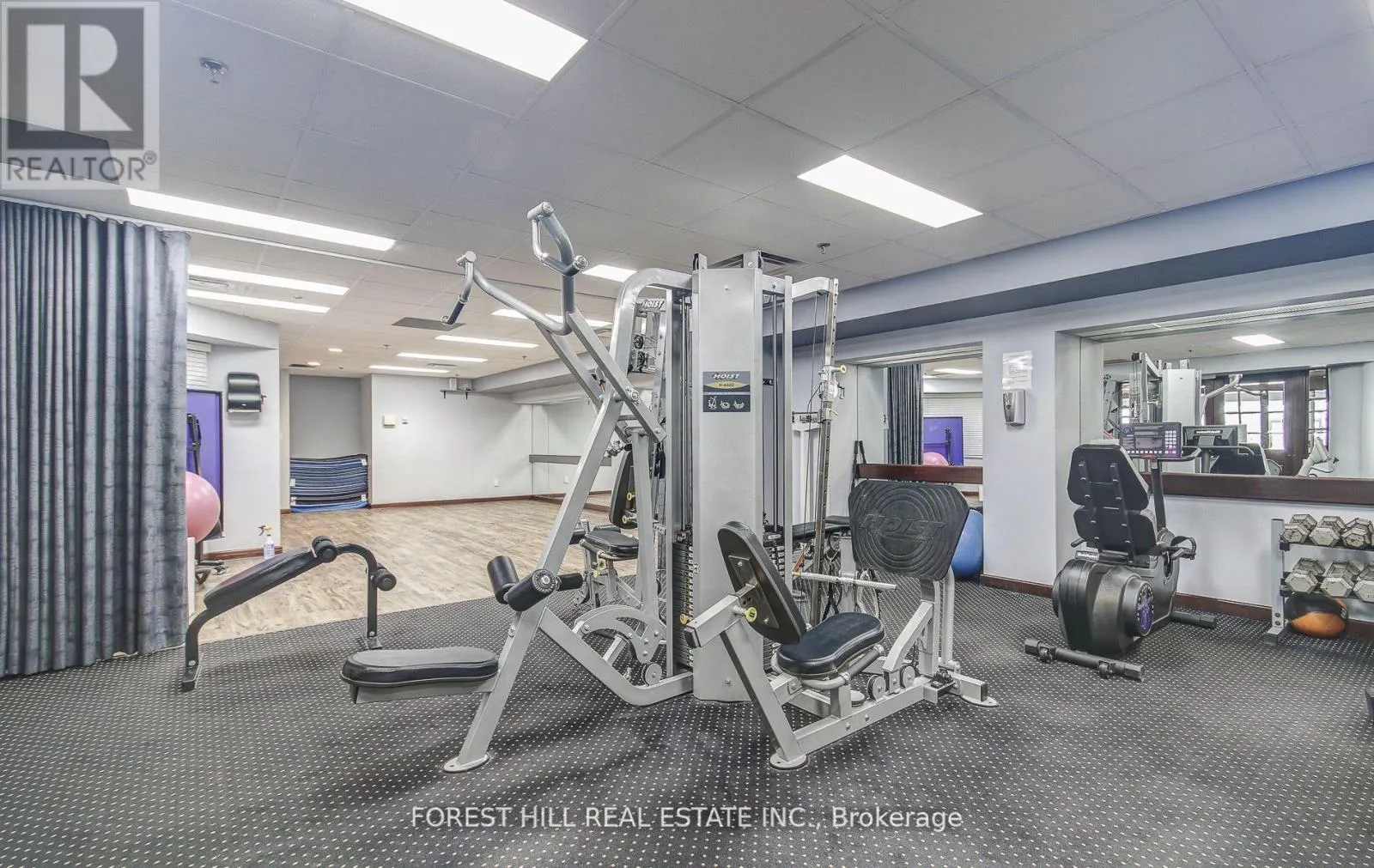 1207 - 1300 ISLINGTON AVENUE