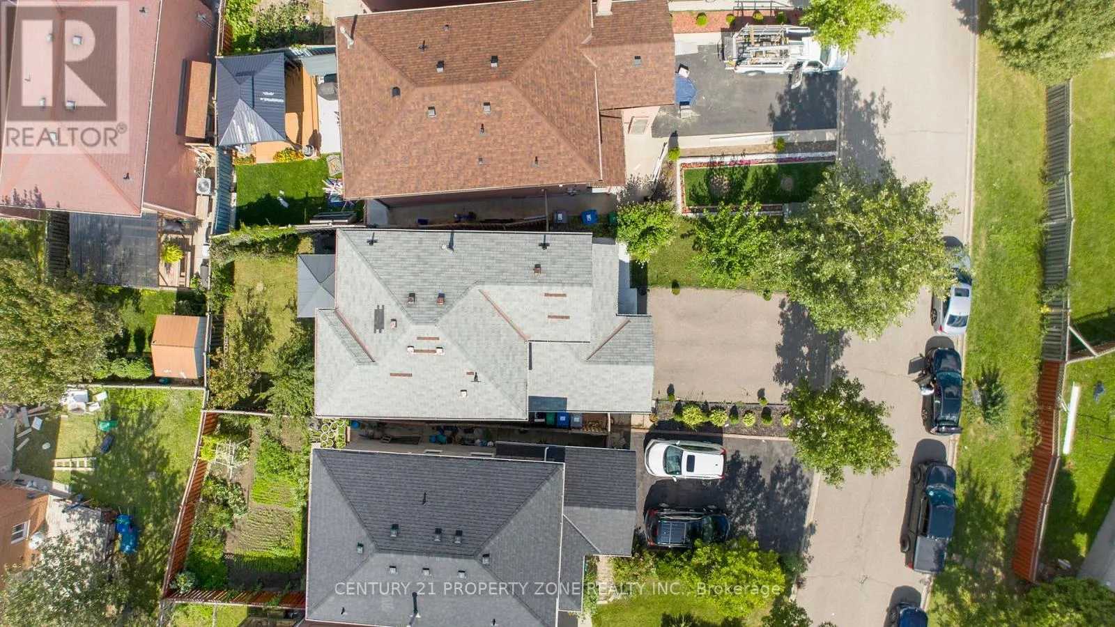 38 RODWELL COURT