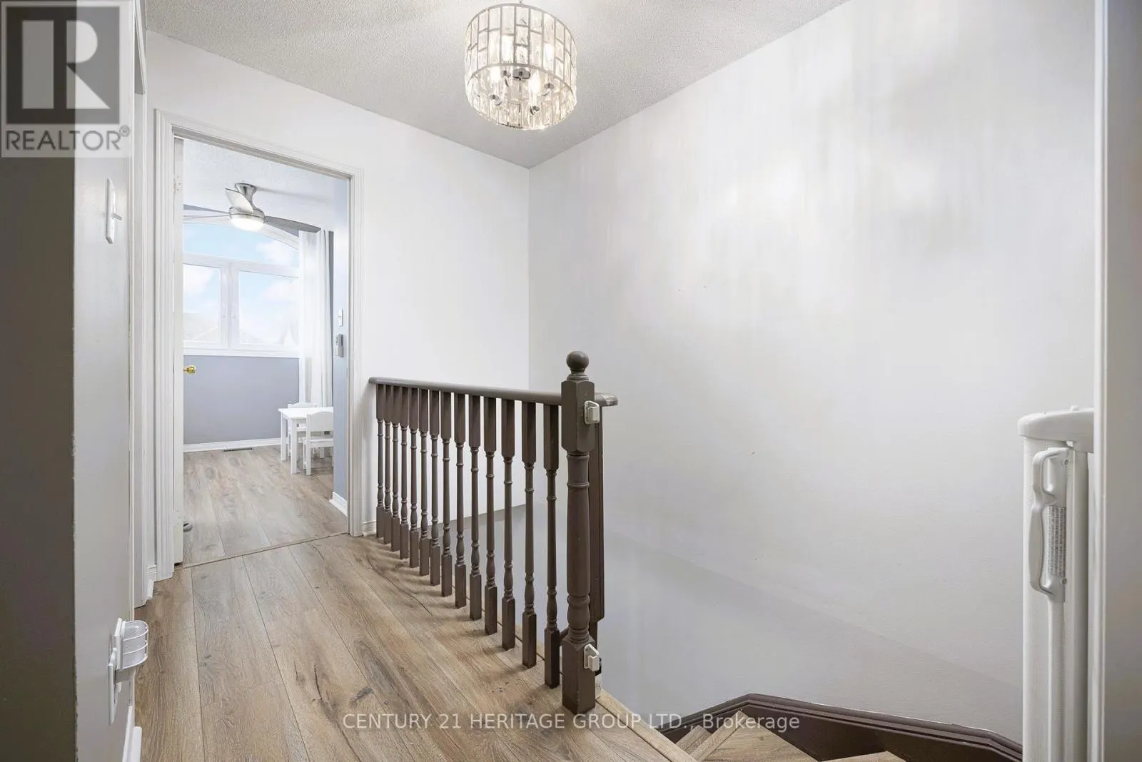 3241 APRICOT STREET