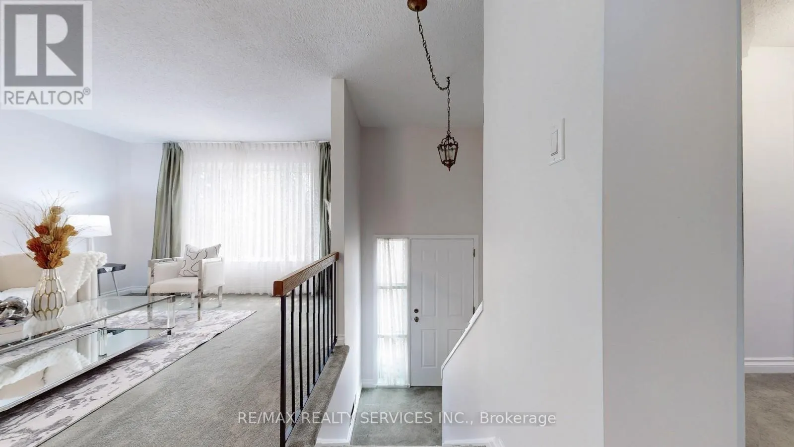 27 GLENFOREST ROAD