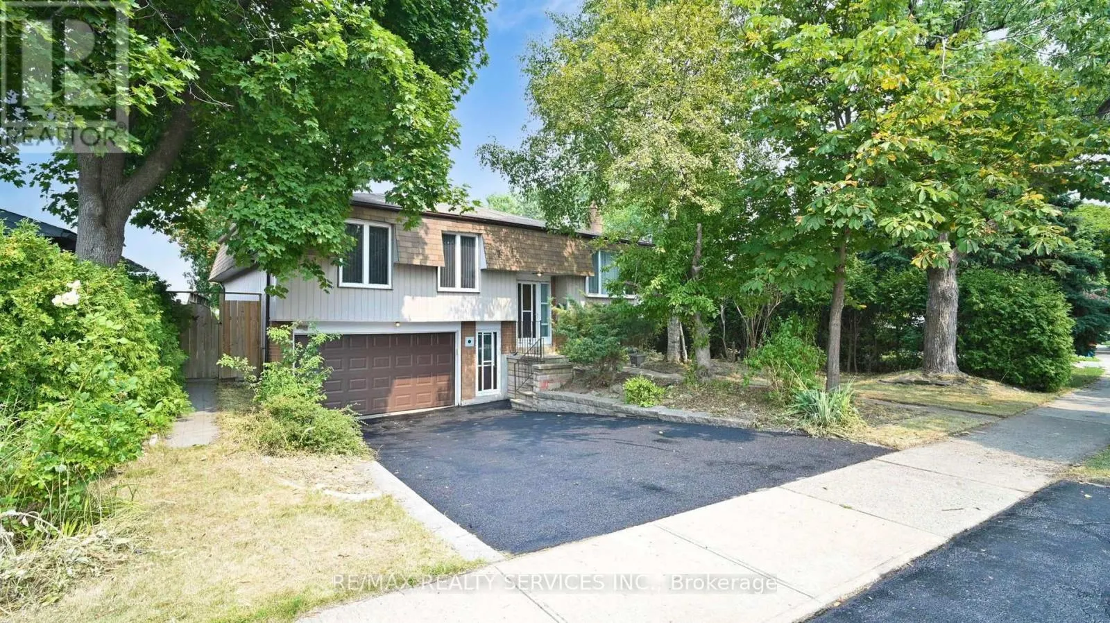 27 GLENFOREST ROAD
