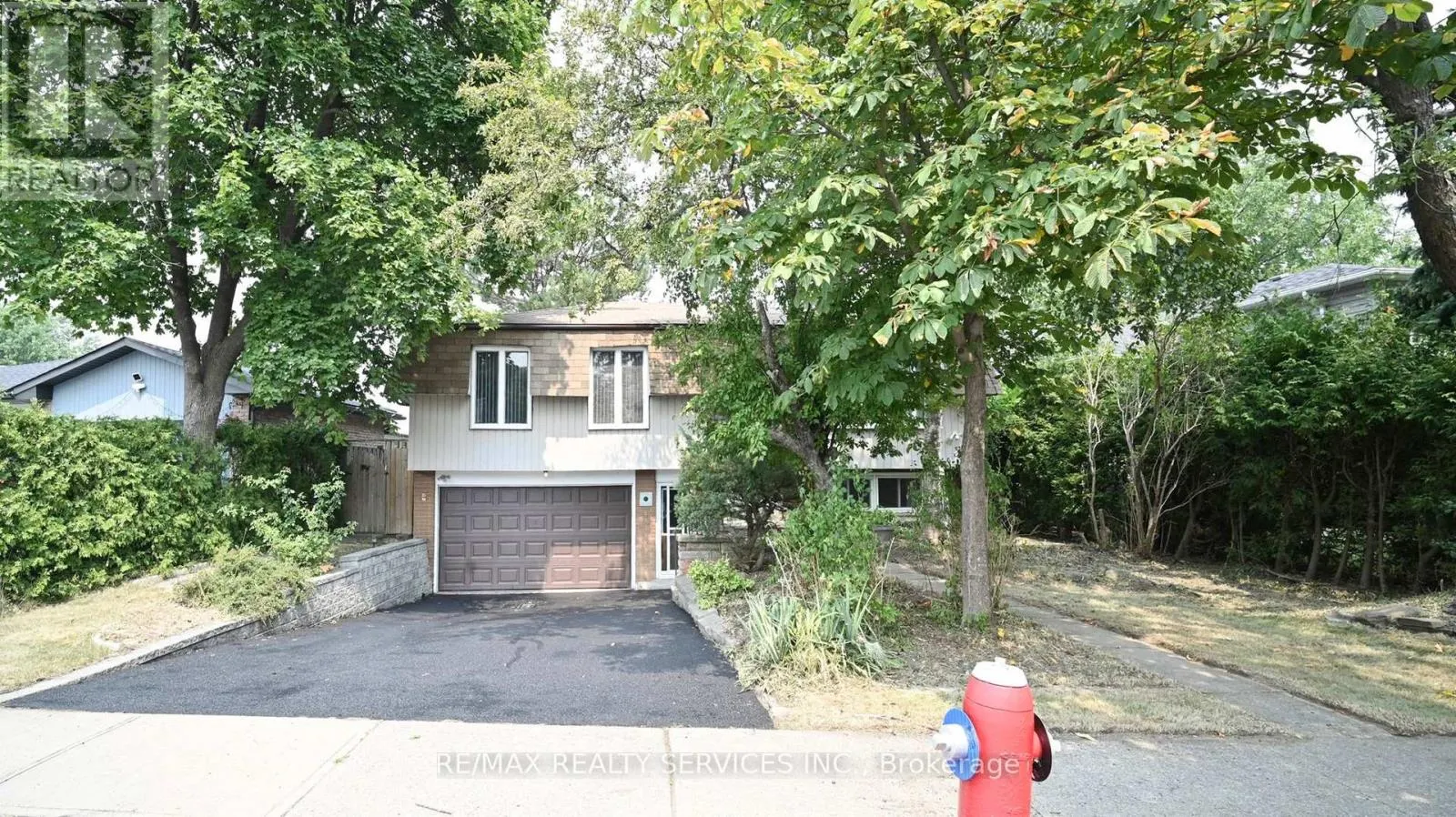 27 GLENFOREST ROAD