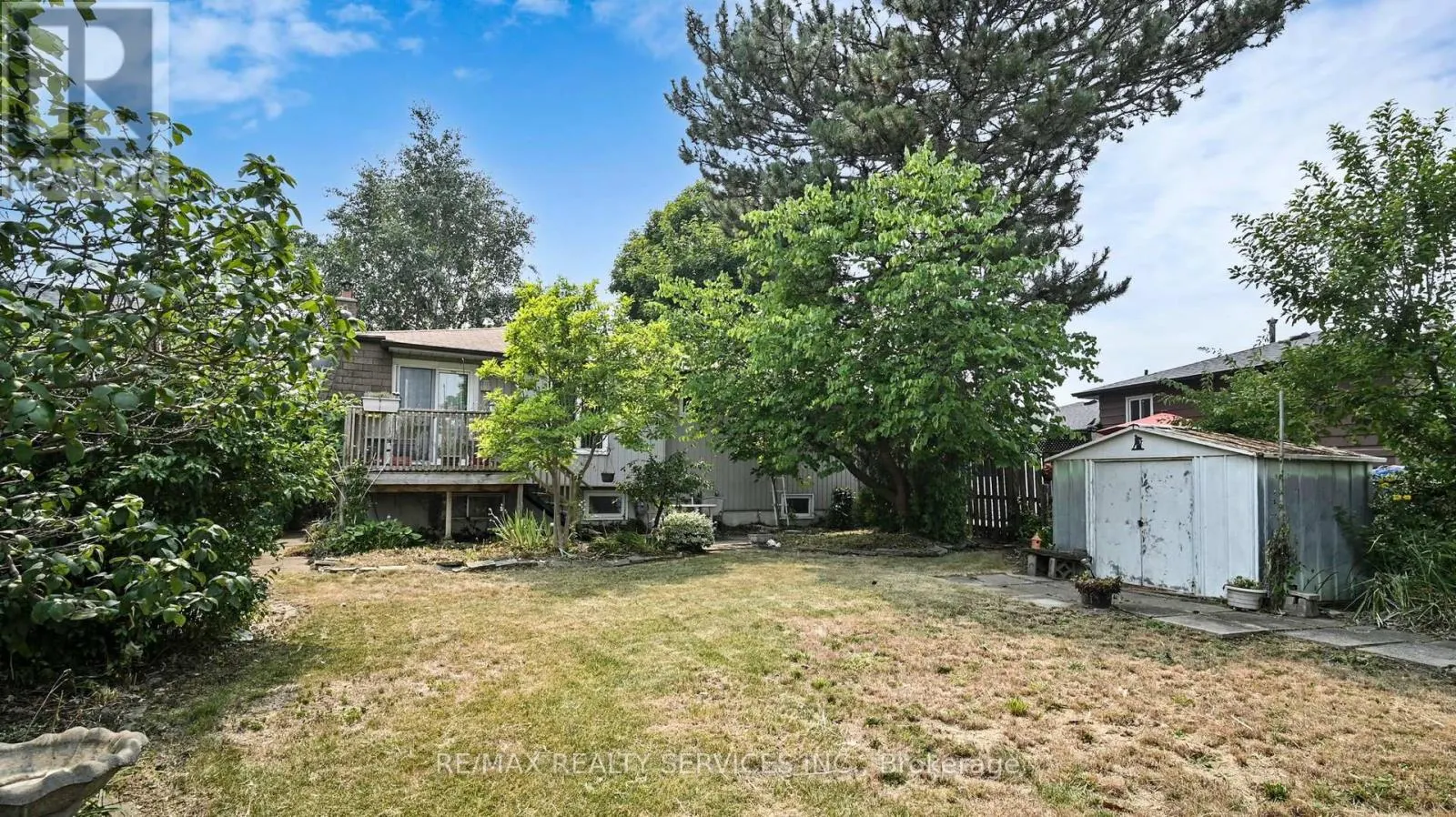 27 GLENFOREST ROAD