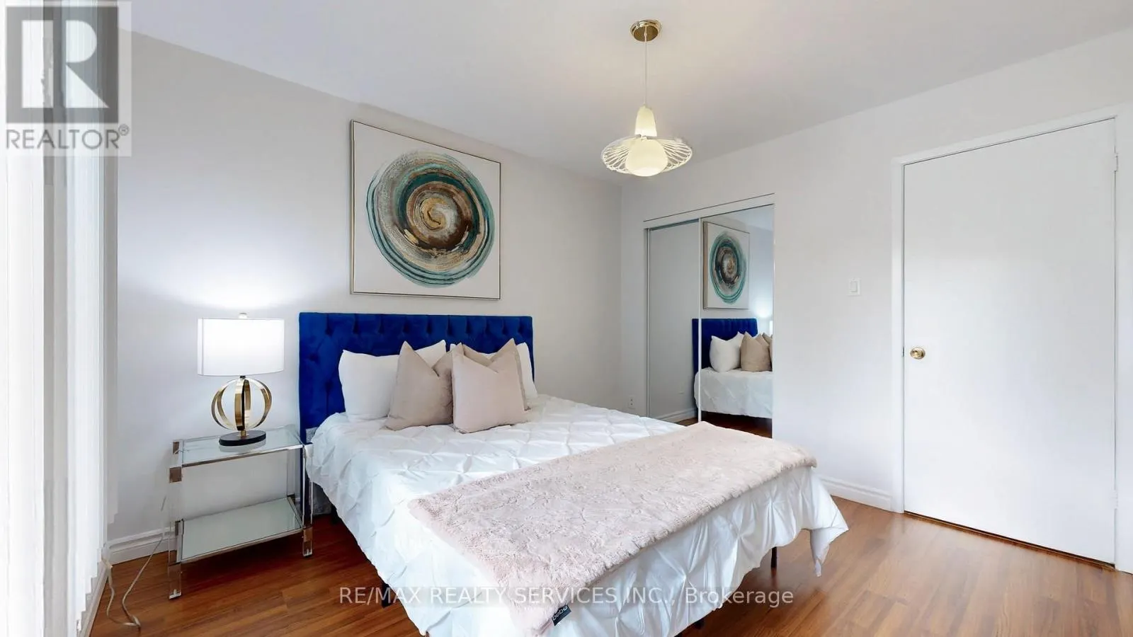 27 GLENFOREST ROAD