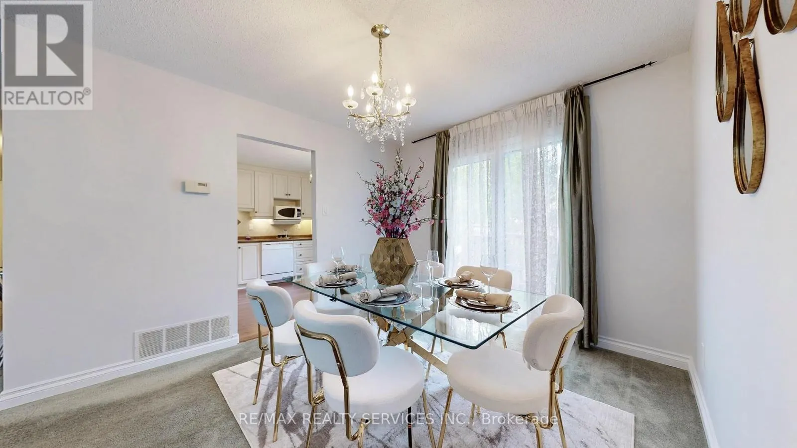 27 GLENFOREST ROAD