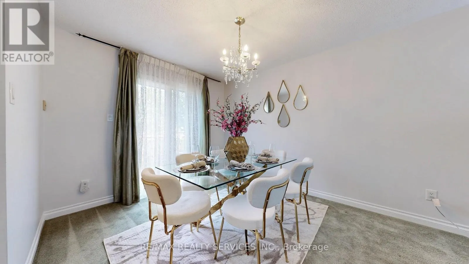 27 GLENFOREST ROAD
