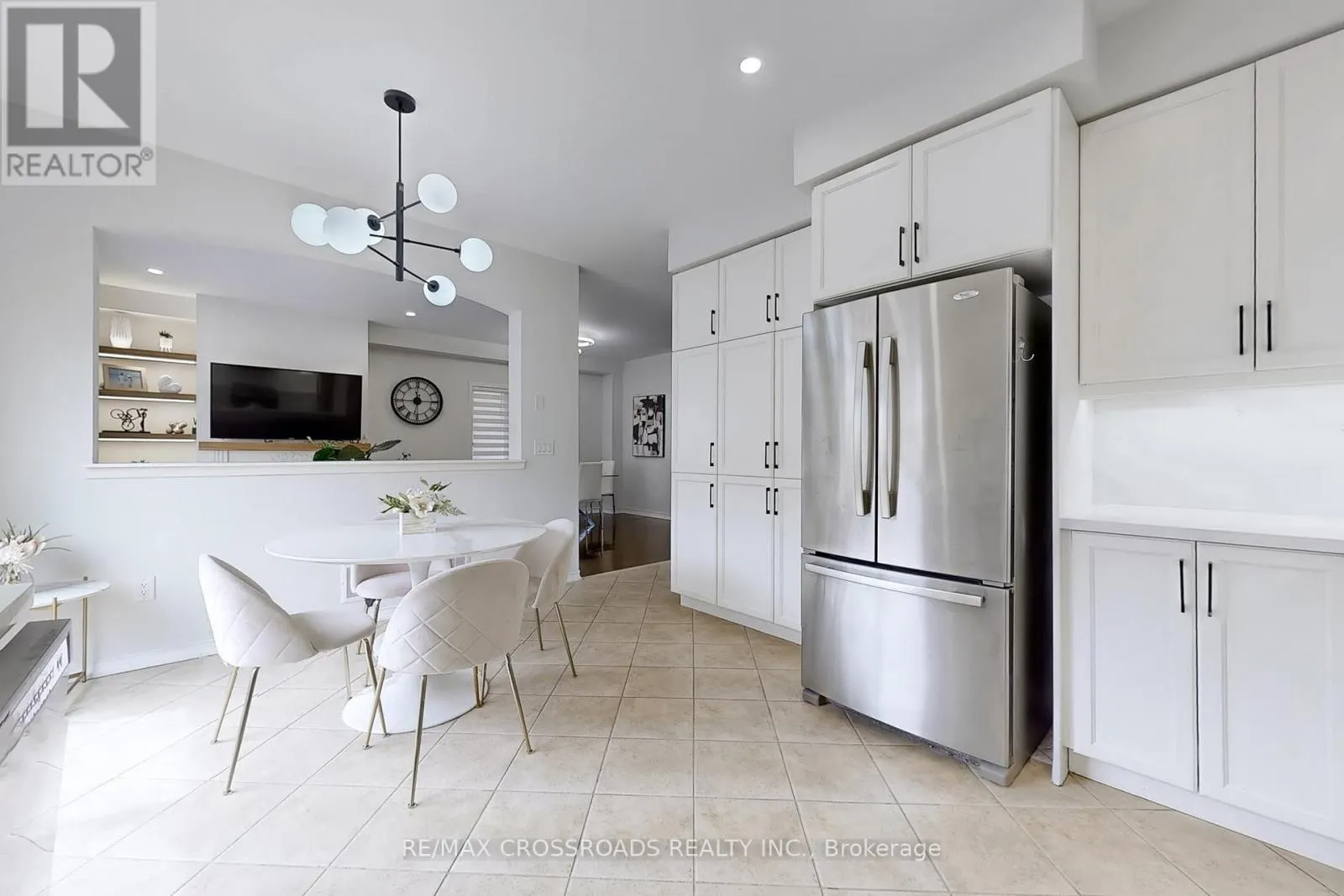 4262 VIVALDI ROAD