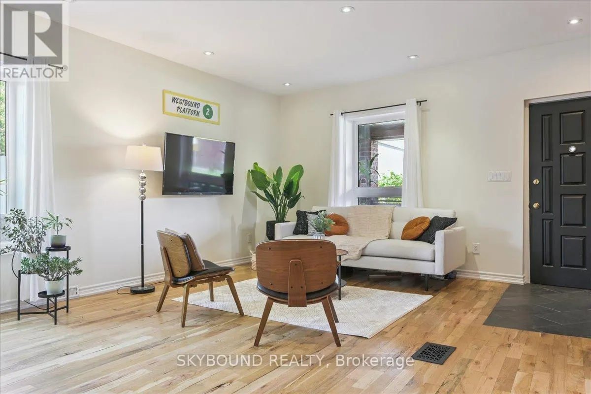 2043 DAVENPORT ROAD