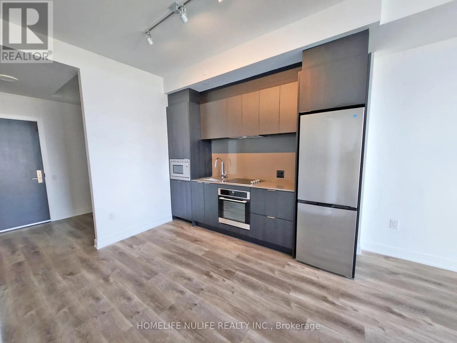 819 - 3009 NOVAR ROAD