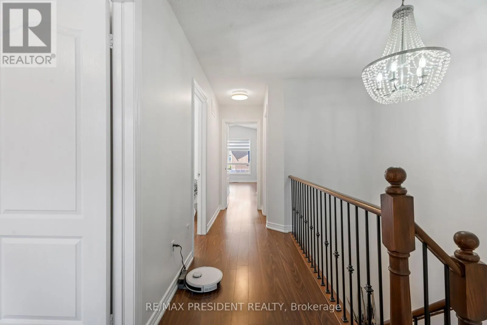 823 LEDBURY CRESCENT