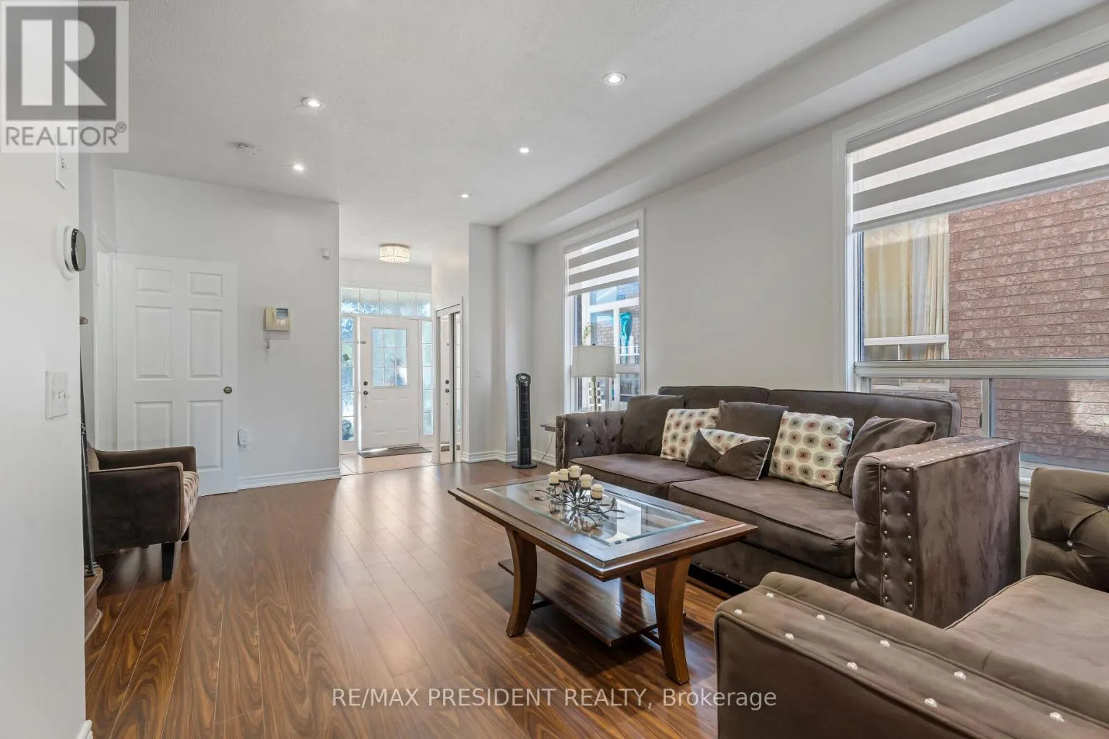823 LEDBURY CRESCENT