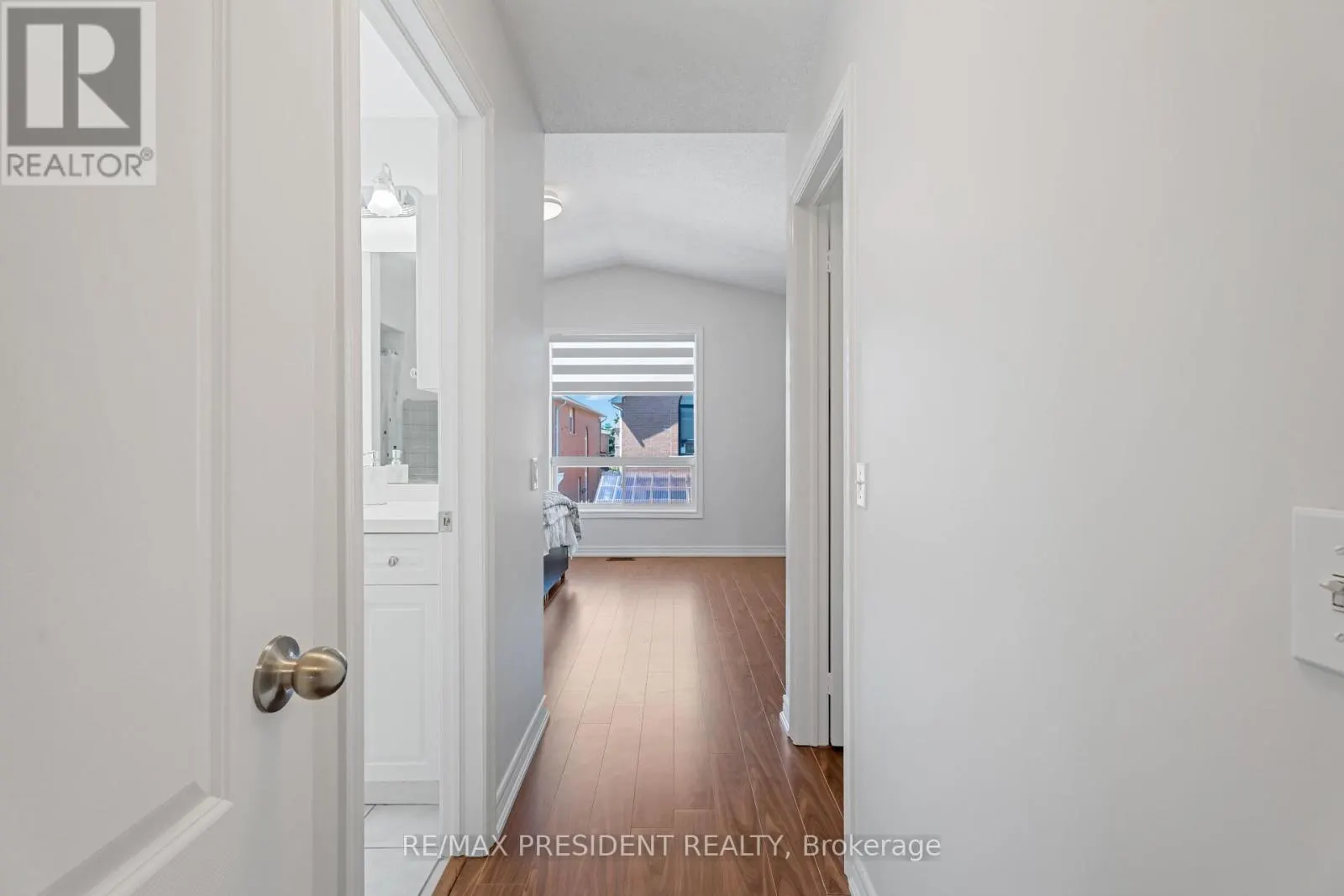 823 LEDBURY CRESCENT